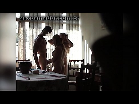 ❤️ Sex przyjaciele zapraszają gigantycznego mężczyznę i trójkąt z nim ❤️ Fucking video at porn pl.dienlanhbk.top ﹏